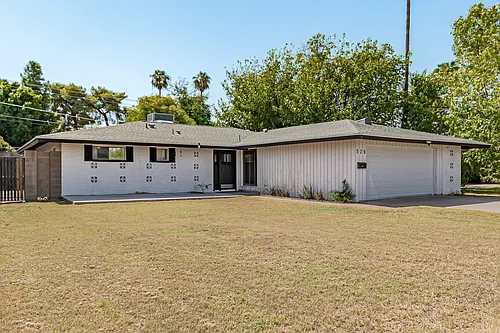 529 E Benjamin Dr Photo 1