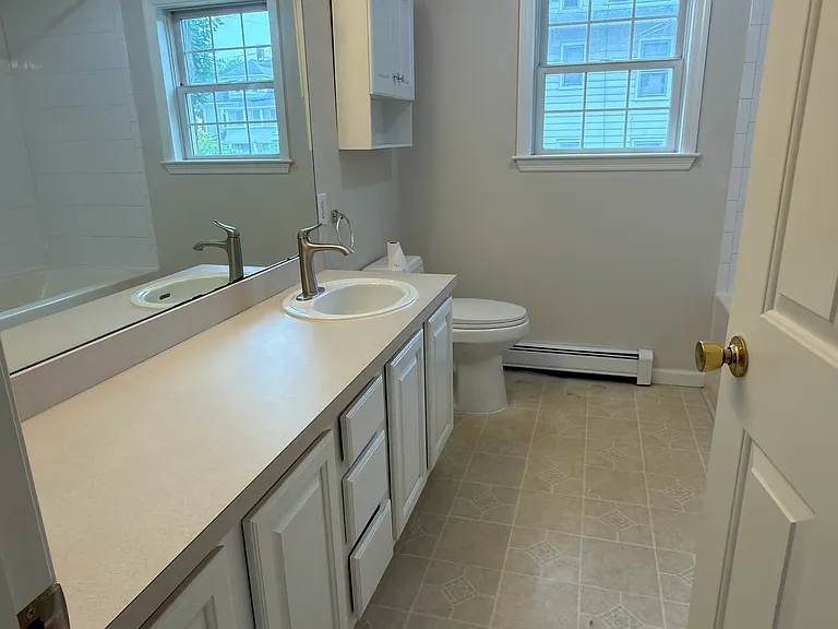 38 Francis St #A — Photo 11