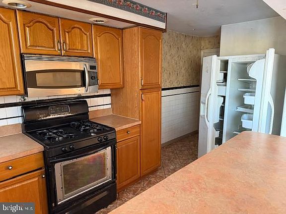 4th image of 337 Copley Rd