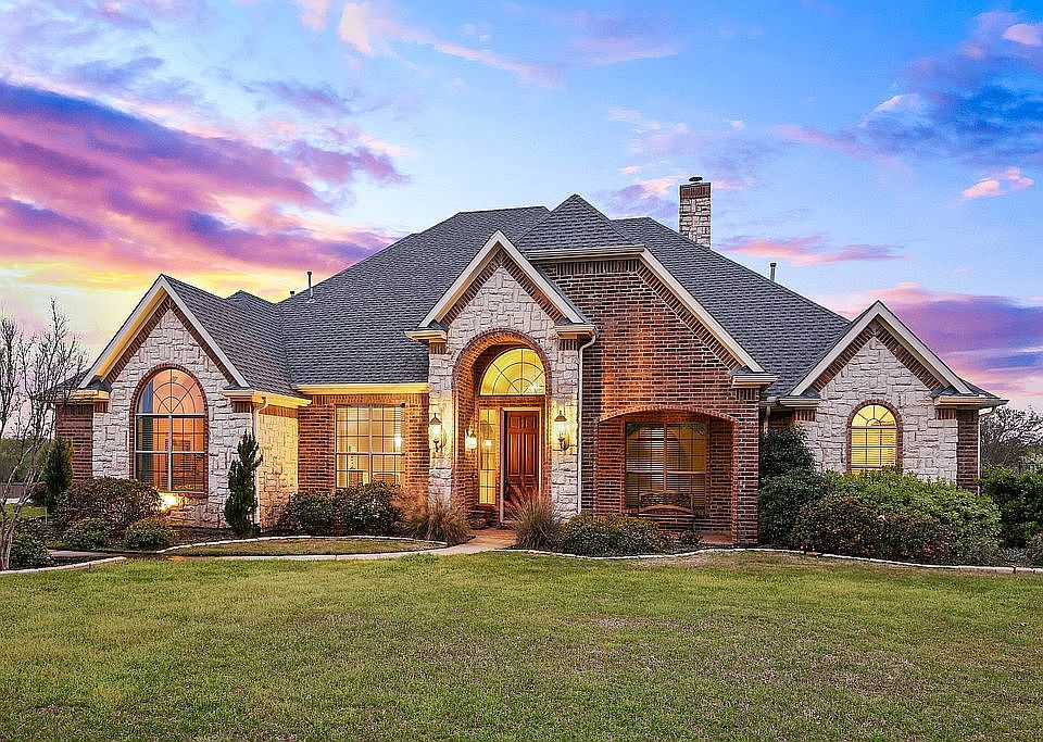1st image of 180 Fox Trot Ln