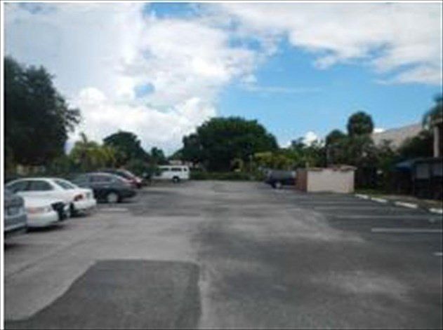 2nd image of 731 SE 1st Way #C24