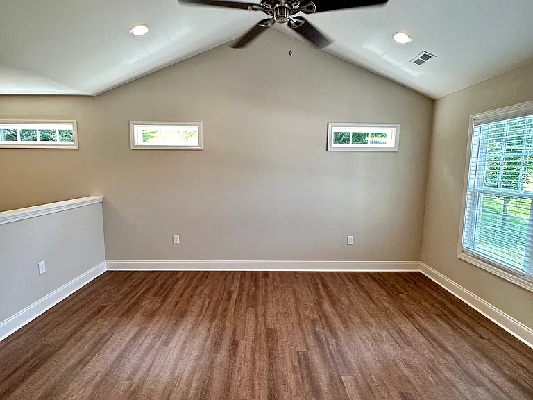 891 Old Vinton Mill Rd NE #B — Photo 8