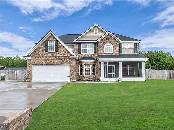 2nd image of 57 Red Rock Ct NE