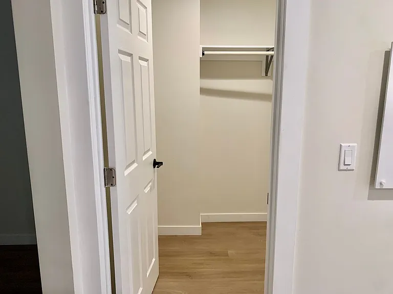 Maple Dr Apartments — Photo 5