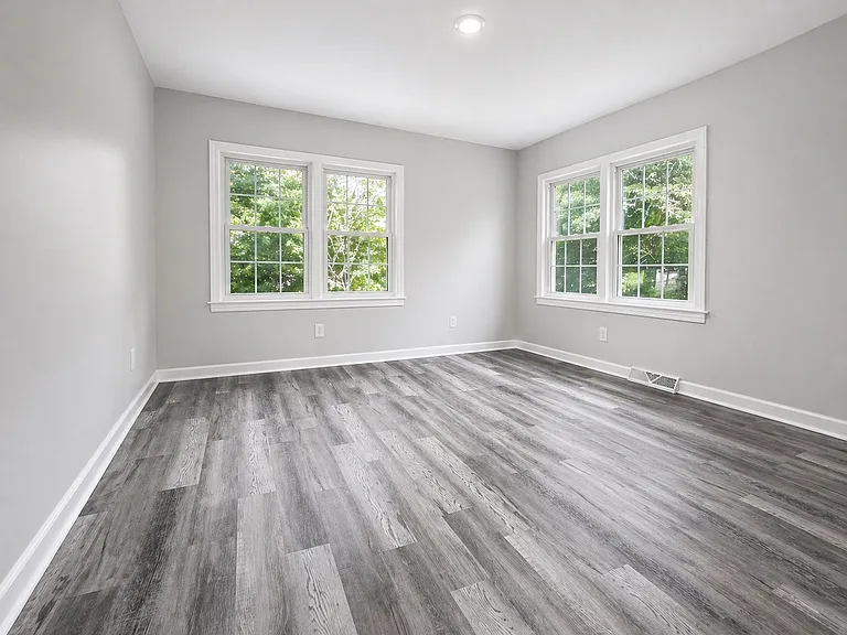 617 Evergreen Ave — Photo 5