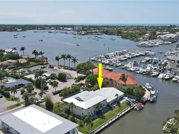 1351 Curlew Ave APT 102, Naples, FL 34102