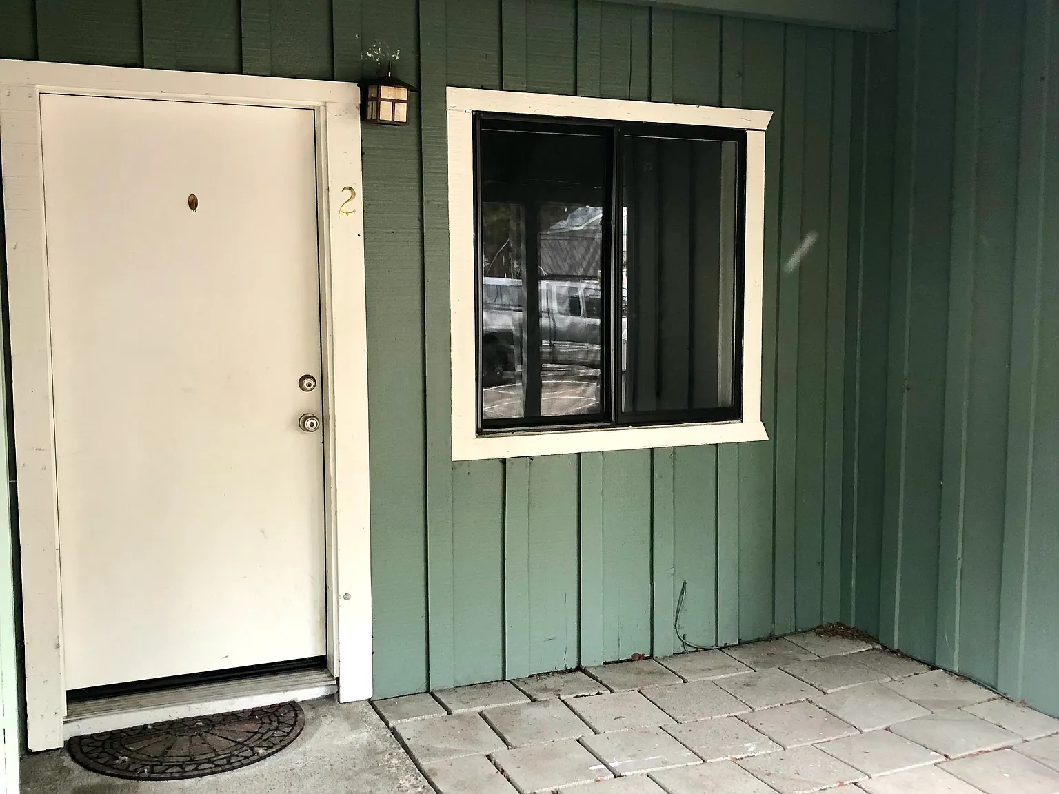 Studio, 300 sqft, $1,495 — Photo 3