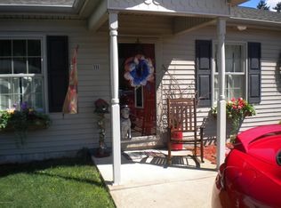 9 W Cherry St, Tresckow, PA 18254