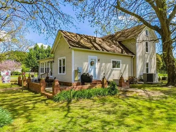 15 Pittman Rd, Selma, NC 27576