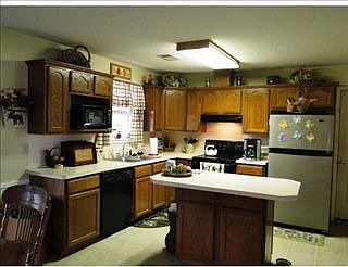 4th image of 306 Cherrybark Pl