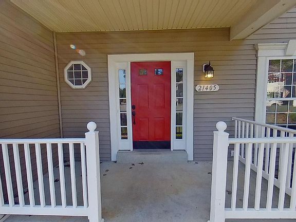 5th image of 21405 Bellevue Ct