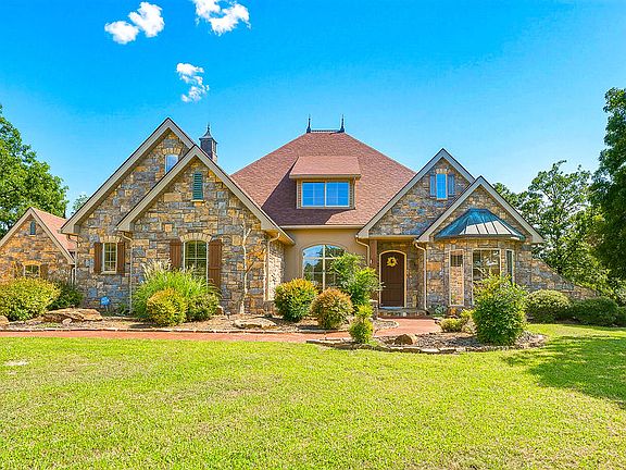 2nd image of 1202 Walker Estate Cir
