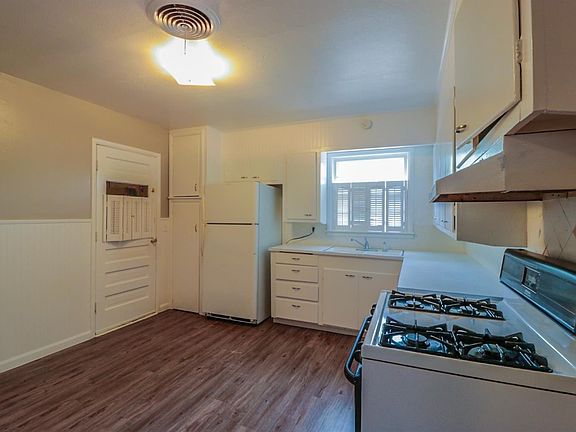 3rd image of 6407 Avenue T