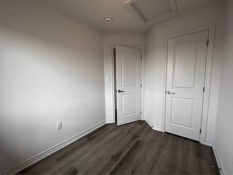 461 Blackburn Dr #39 — Photo 19