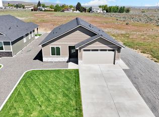 11 Parkside Loop, Ephrata, WA 98823