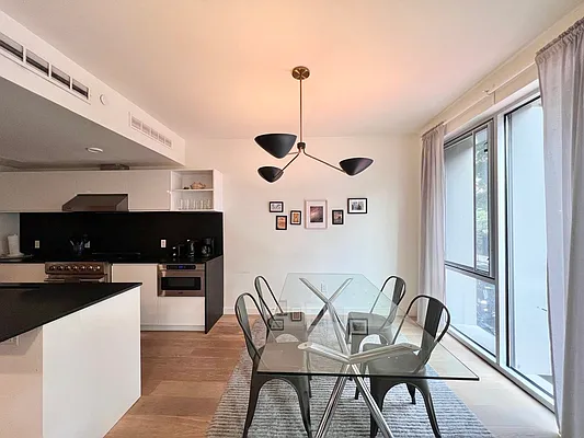 Rented by Keller Williams NYC | media 27