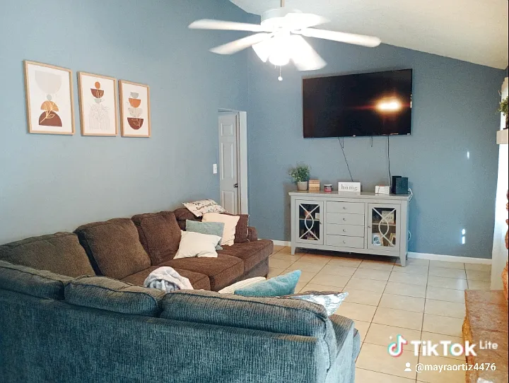 1836 Nottingham Rd — Photo 3