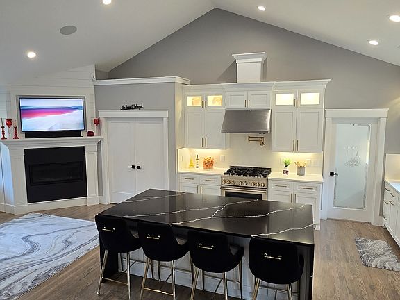 Kitchen/Living room