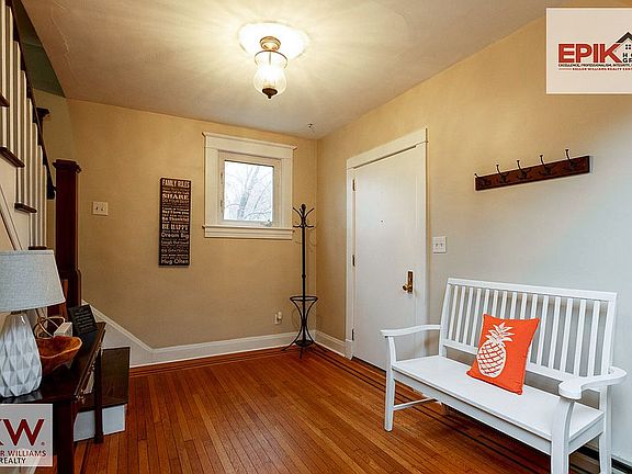 3rd image of 201 Kenwood Ave