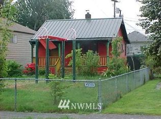 827 7th St, Bremerton, WA 98337