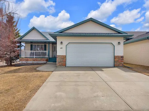 45 N Dowler St, Red Deer, AB T4R 2X9