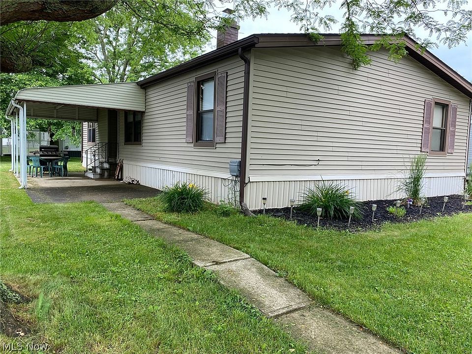 1st image of 3 N Dogwood Ln W