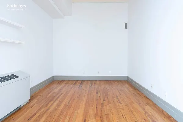 Rented by Sotheby's International Realty | media 27