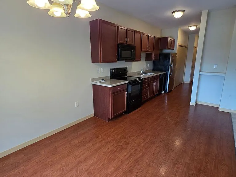 City Deck Landing — Photo 25