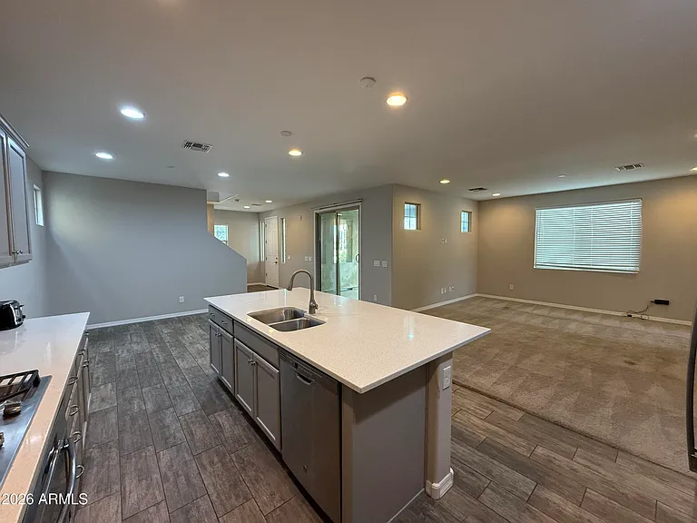 3786 E Robert St — Photo 14
