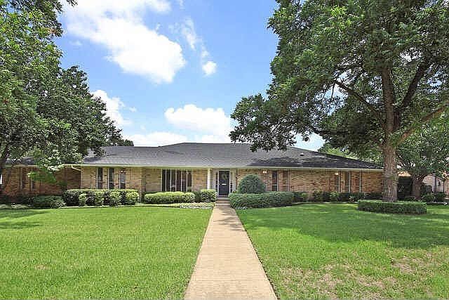 1st image of 4239 Glenaire Dr