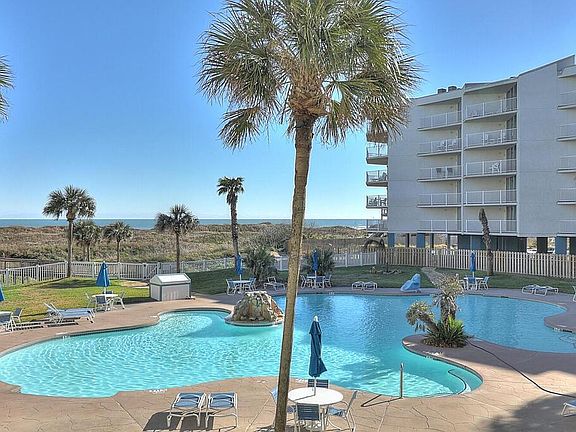 2nd image of 800 Sandcastle Dr #434
