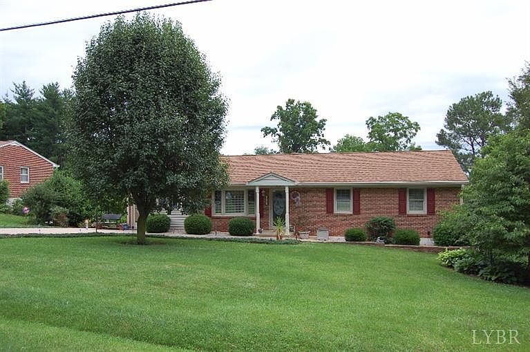 1st image of 225 Wayne Dr