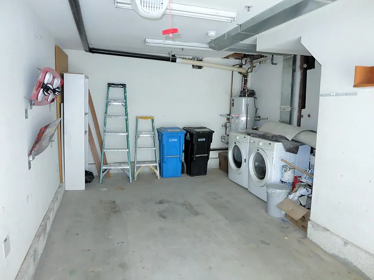 18 Scott Aly — Photo 13