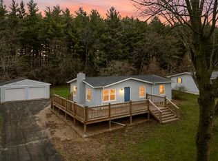 W2252 Spring Lake Rd, Markesan, WI 53946