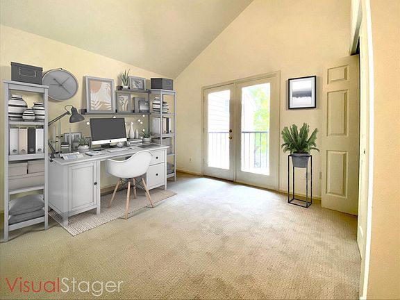 4th image of 170 S Jackson St APT 204