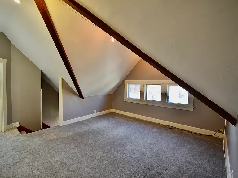 2431 Ingleside Ave #3 — Photo 6