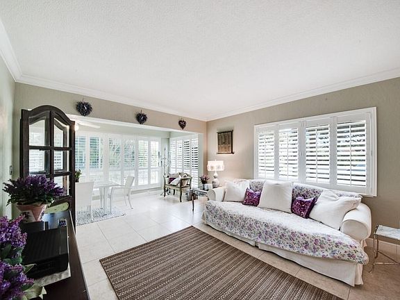 4th image of 3401 Spanish Trl APT 155