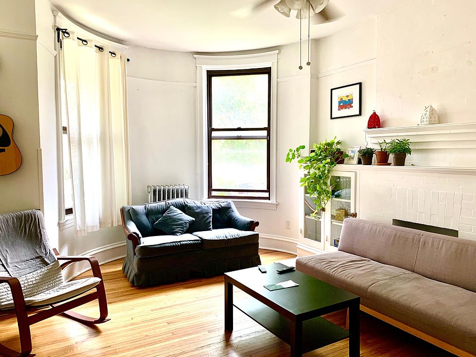 1st image of 4832 N Kenmore Ave #6pxc4nmbz