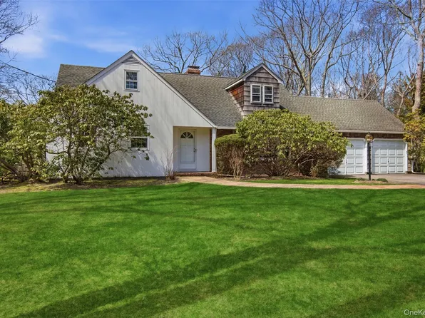 6 Oakland Lane, East Quogue, NY 11942