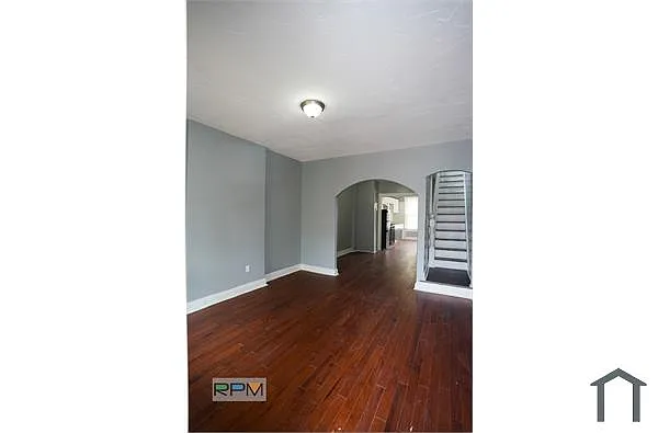 Building Photo - 1671 Cliftview Ave