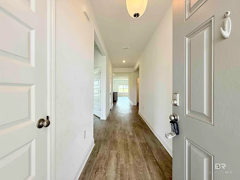 13179 Cavalier Dr — Photo 4