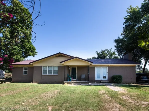 23274 Coal Creek Rd, Spiro, OK 74959