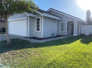 11422 Citrus Glen Ln, Fontana, CA 92337