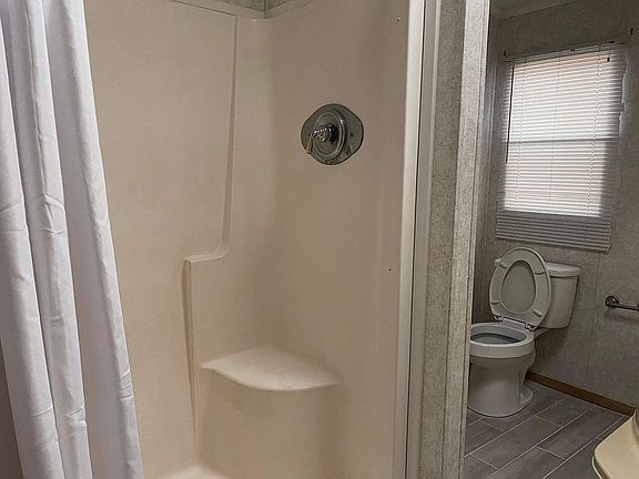3rd image of 311 Copano Heights Blvd