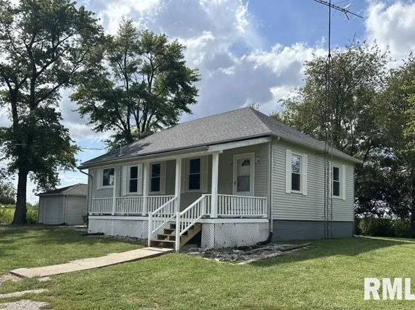 501 S Ruth St, Irvington, IL 62848
