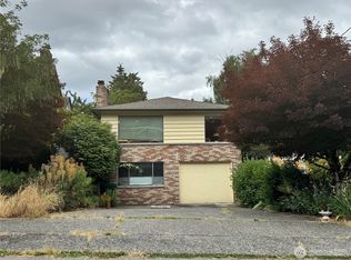 1230 NE 92nd St, Seattle, WA 98115