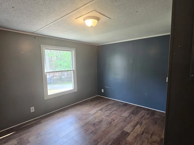 889 Tightsqueeze Rd #7 — Photo 7