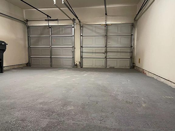 5th image of 1122 Woodley Bnd