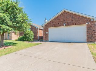 217 Meadow Ridge Dr, Anna, TX 75409