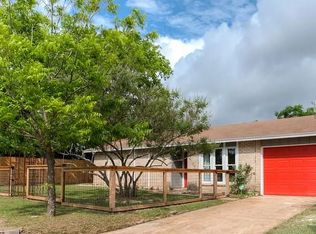 6104 Emerald Forest Dr, Austin, TX 78745